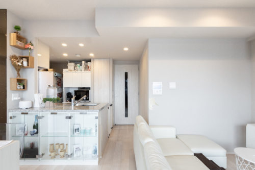 LDK、対面キッチン、パントリー付き