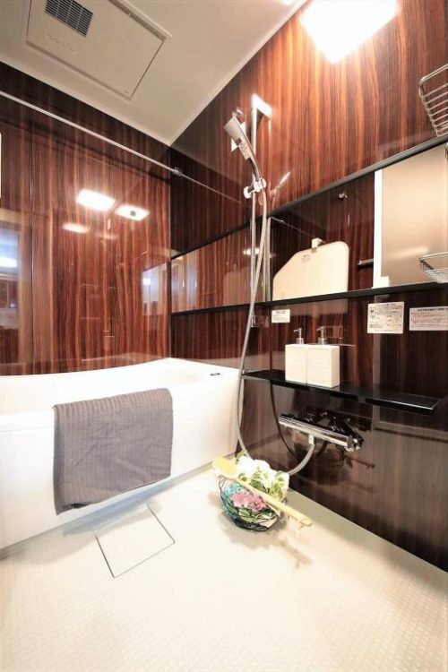 暖房乾燥機付きユニットバス