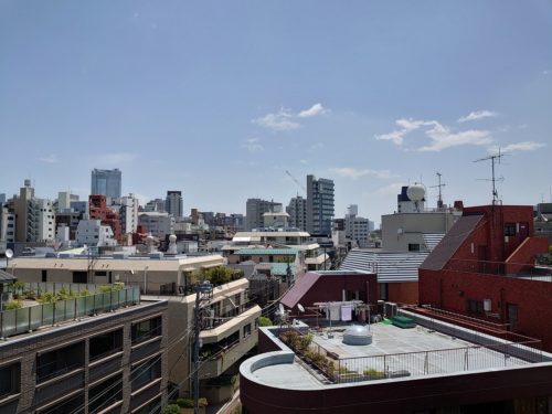 たっぷりの陽射しが望めるバルコニー