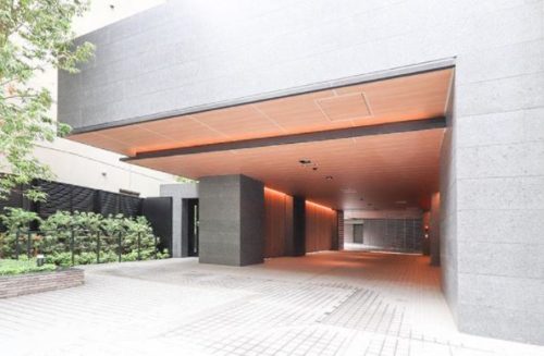 駐車場の空き状況に関しましてはお問い合わせください