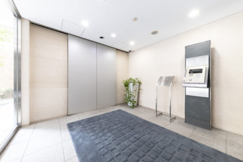 エントランス、オートロック