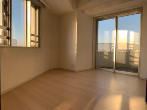 東向き、24時間換気システム