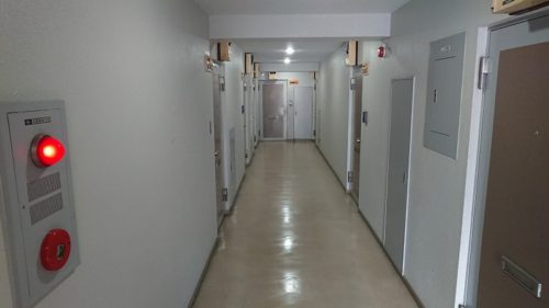 内廊下-横