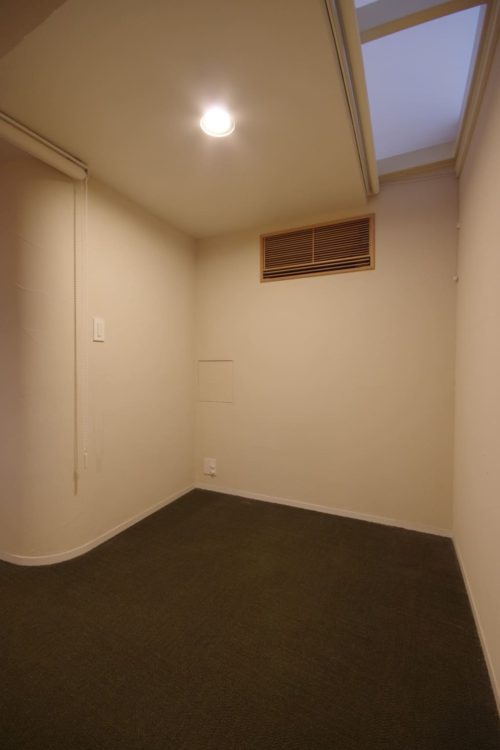 フリースペース奥