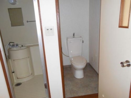 バス、トイレ別