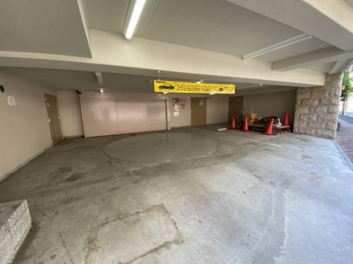 駐車場、空き状況はお問い合わせ下さい