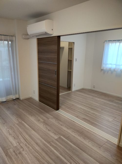 リビングから居室、エアコン