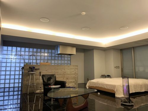 室内、アイランドキッチン