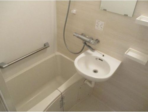 ユニットバス、給湯器