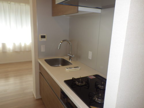 3口コンロ付きシステムキッチン