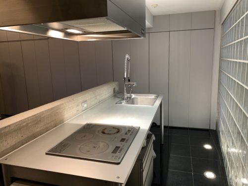 アイランドキッチン、IHクッキングヒーター