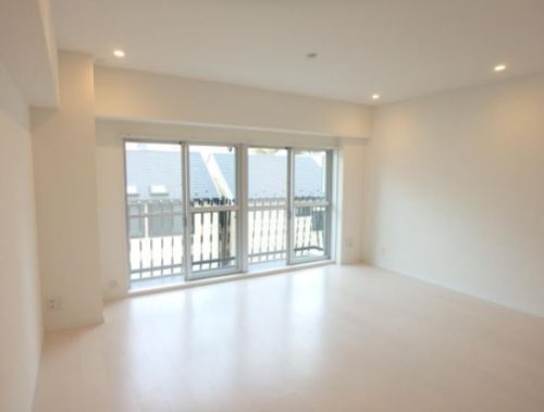 洋室12帖、フローリング