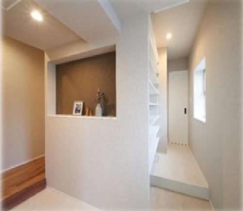 玄関・玄関収納・人感センサー