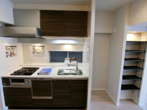 キッチン、二口コンロ