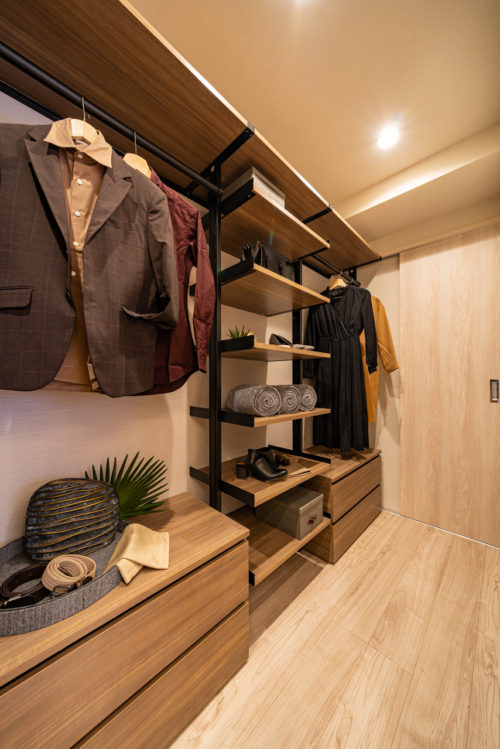 収納、ウォークインクローゼット