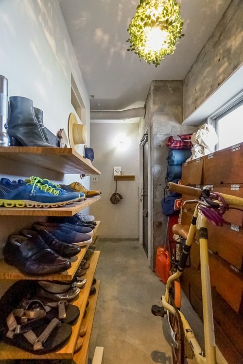 土間、アウトドア用品なども沢山収納できます。