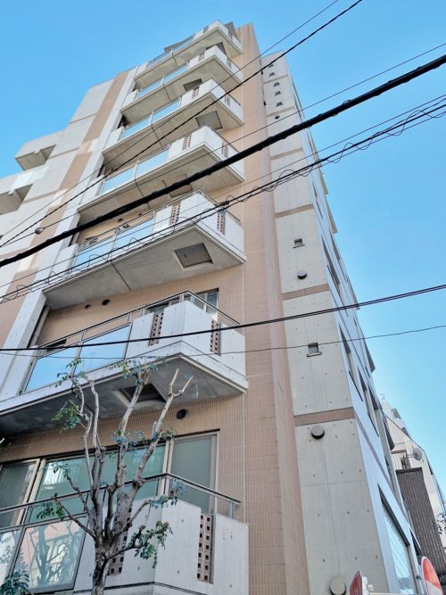 外観、2階部分、広尾駅徒歩13分