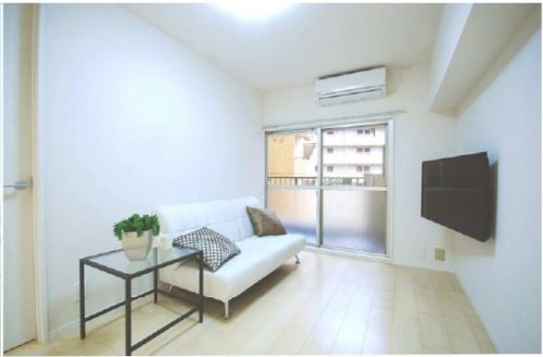 LDK・10帖・壁掛け40インチ液晶テレビ