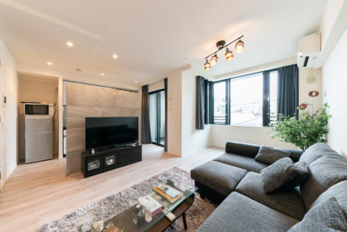 リビングからキッチンへ