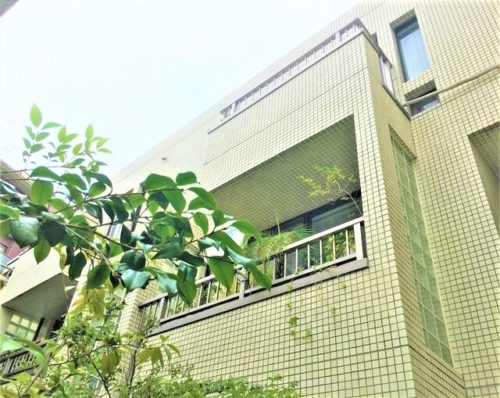 外観・バルコニー