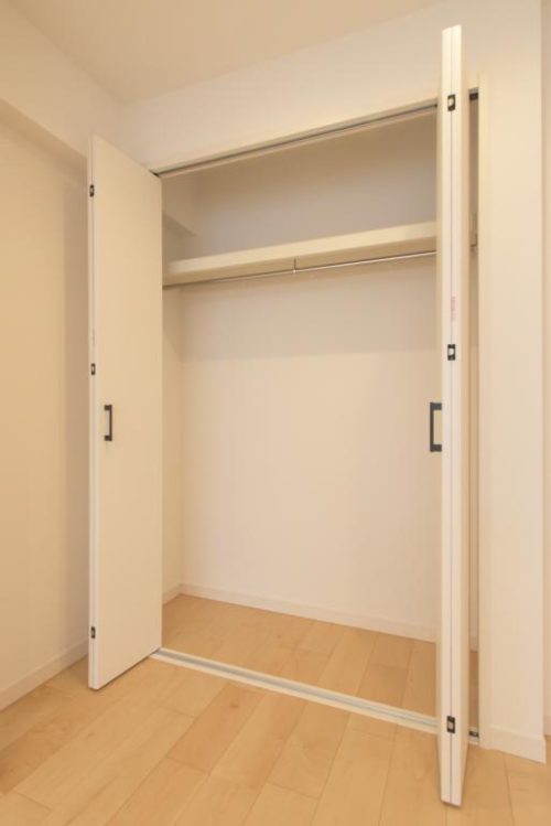 クローゼットですっきり収納