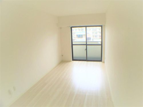 居室からバルコニー