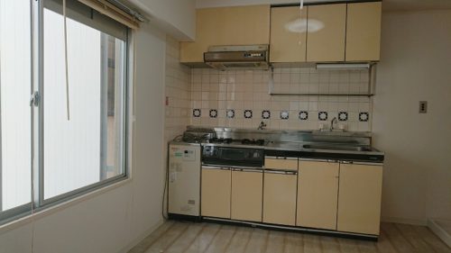 キッチン、2口コンロ