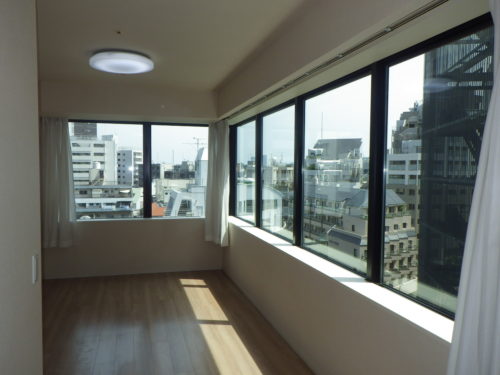 スタジオ11.3帖、エアコン・ピクチャーレール・クローゼットあり