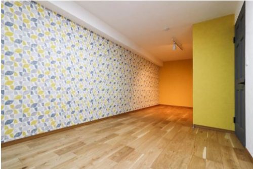 あたたかみのあるイエローを基調とした明るい雰囲気