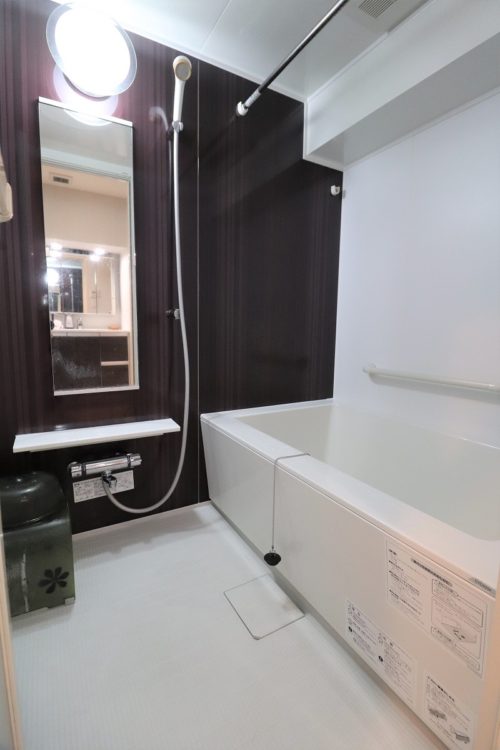 浴室（追い炊き、乾燥機能付き）