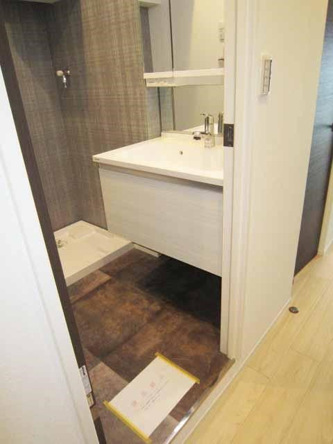 洗面室、独立洗面化粧台