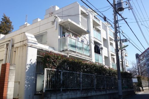 駐輪場：空有、月額200円