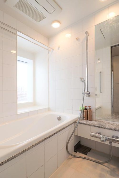 浴室（1317）、浴室乾燥機付き