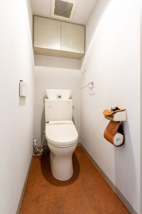 洗浄機能付きのトイレ