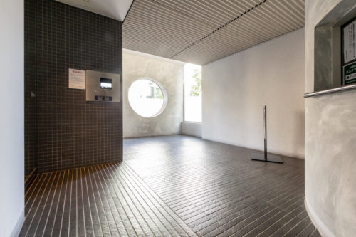 オートロック、TVモニターホン、防犯カメラで安心